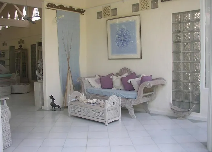 Shady Grove Healing Centre & W House Rules Please Read Before * Sanur
